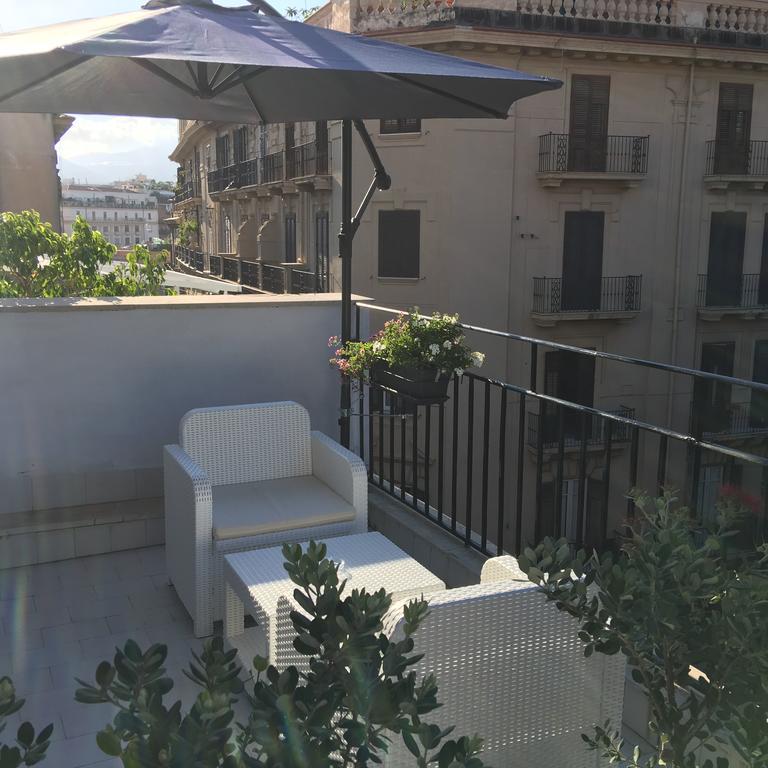 Dimora Villareale Palermo Bagian luar foto